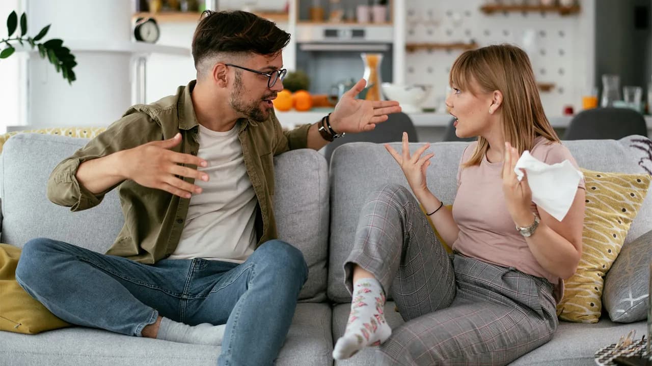 Man Dumps GF Over Her Choice Of Friend And The Internet Validates His Reasoning