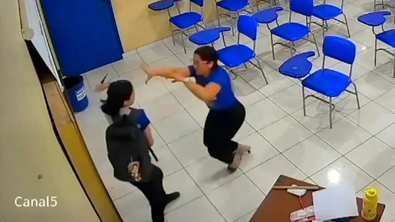 17-Year-Old Student Attacks Her Math Teacher In Classroom, Her Alleged Reason Leaves People Stunned