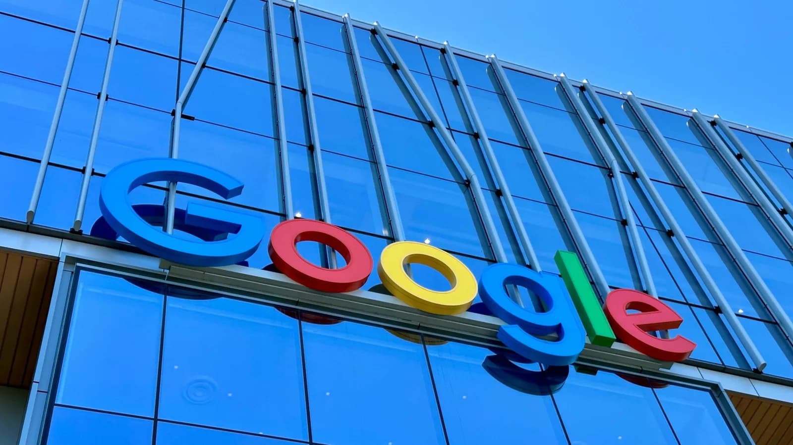 Google fined $463 million for breaching EU location data rules - Engadget