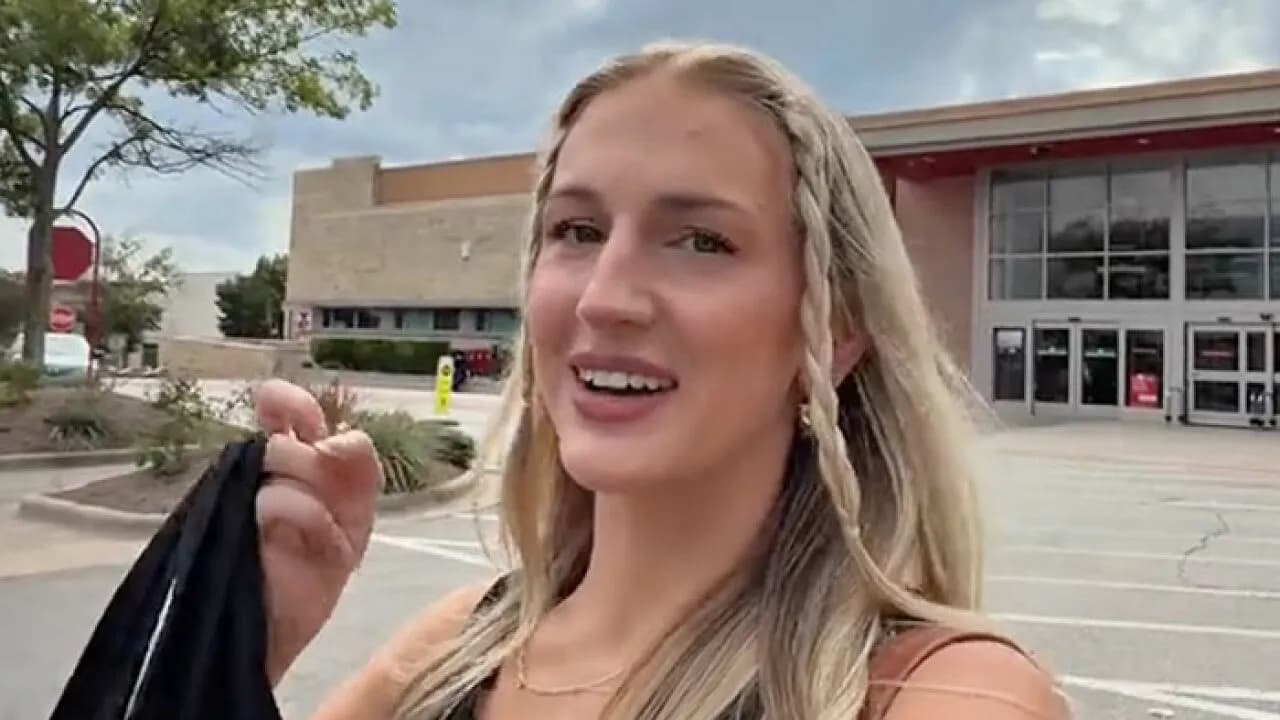 "People Are Miserable": Karen Takes Aim At Innocent Shopper, Bystander Steps In