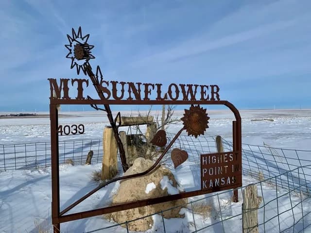 TIL that Mt. Sunflower, Kansas' highest point, is merely the high point in a farmer's relatively flat field.