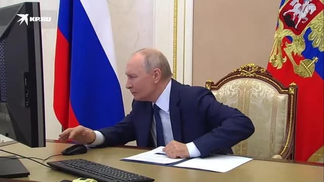 Putin's awkward online voting video features a Dell PC and an "Activate Windows" watermark