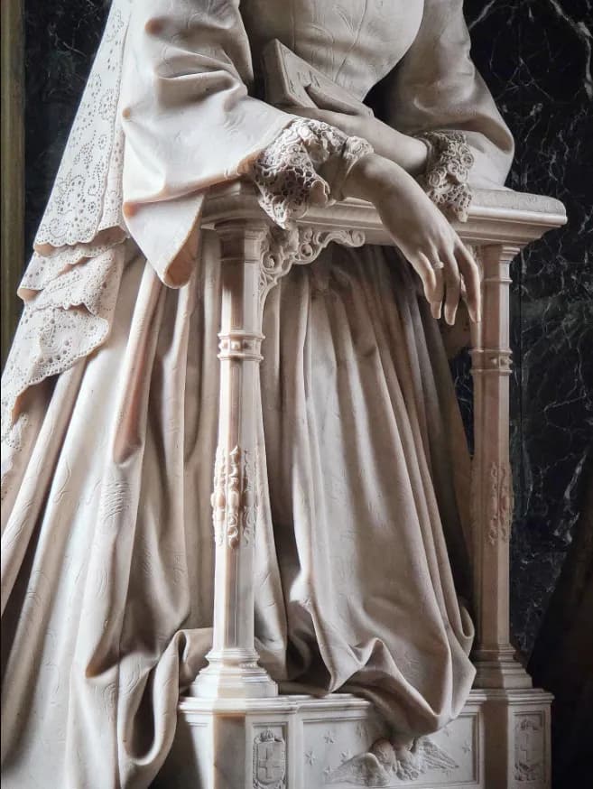 I still can't wrap my head around what some people were able to do with their hands. This is Vincenzo Vela’s Monumento alle Due Regine