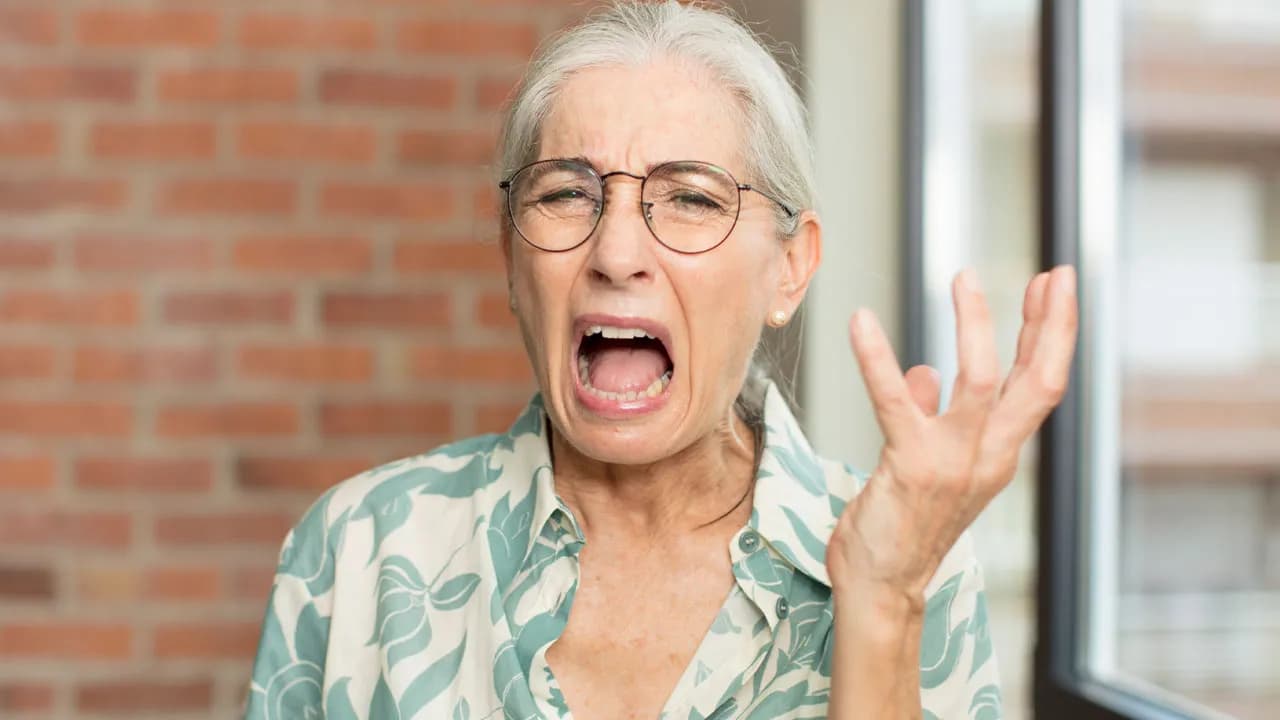 Woman Doesn’t Want To Play “Big Happy Family,” Demands Inheritance Be Divided