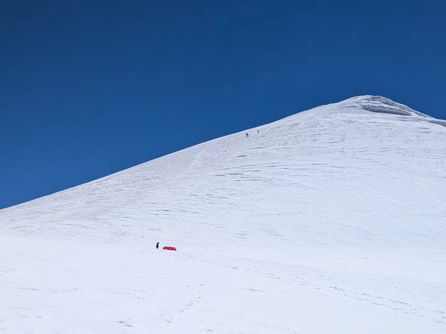 Experts survey the glacier ice on Mount Ararat for the first time