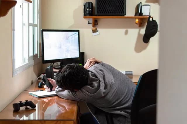 Why getting extra time in your day seems to make you late: across seven studies of both real and hypothetically gained free time, researchers found this mental time expansion changes how we behave, an