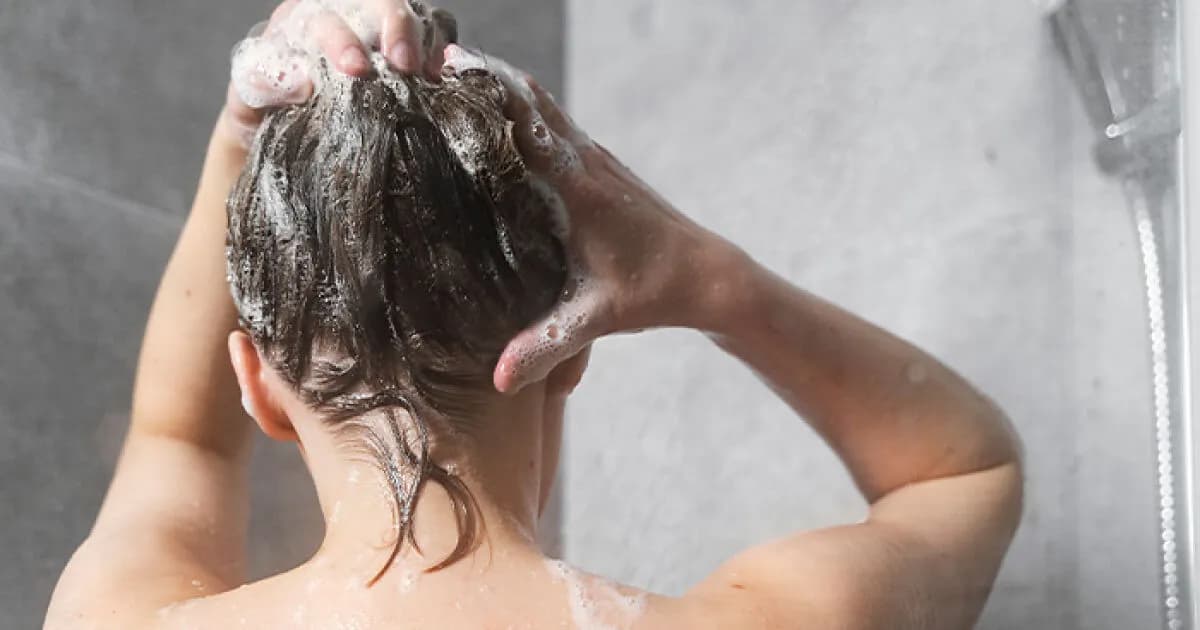 Woman Sparks Wild Theories After Claiming She Gets Odd "Pulling Sensations" In Scalp Only After Showering At Home
