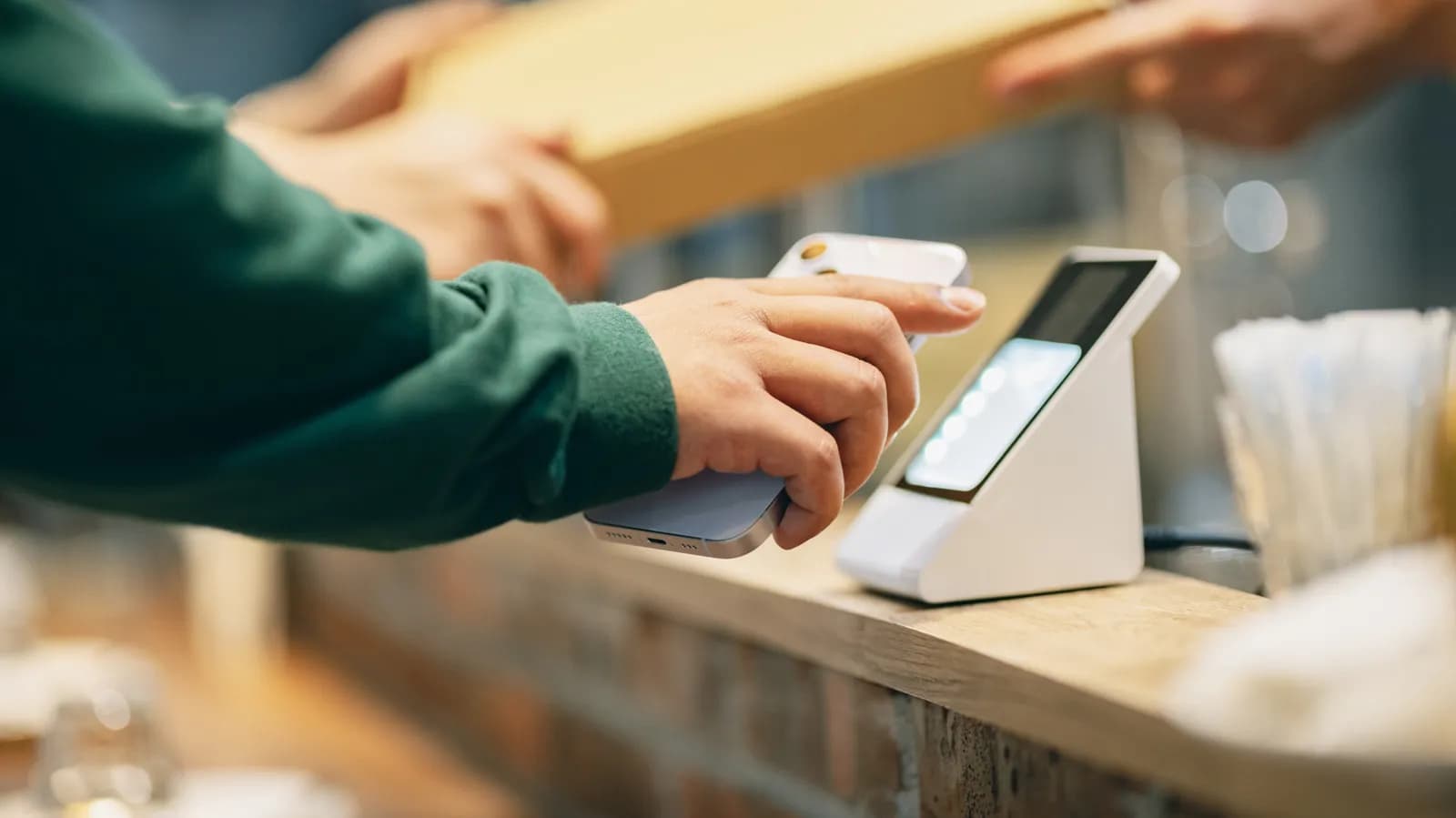 The pros and cons of using a digital wallet - Engadget