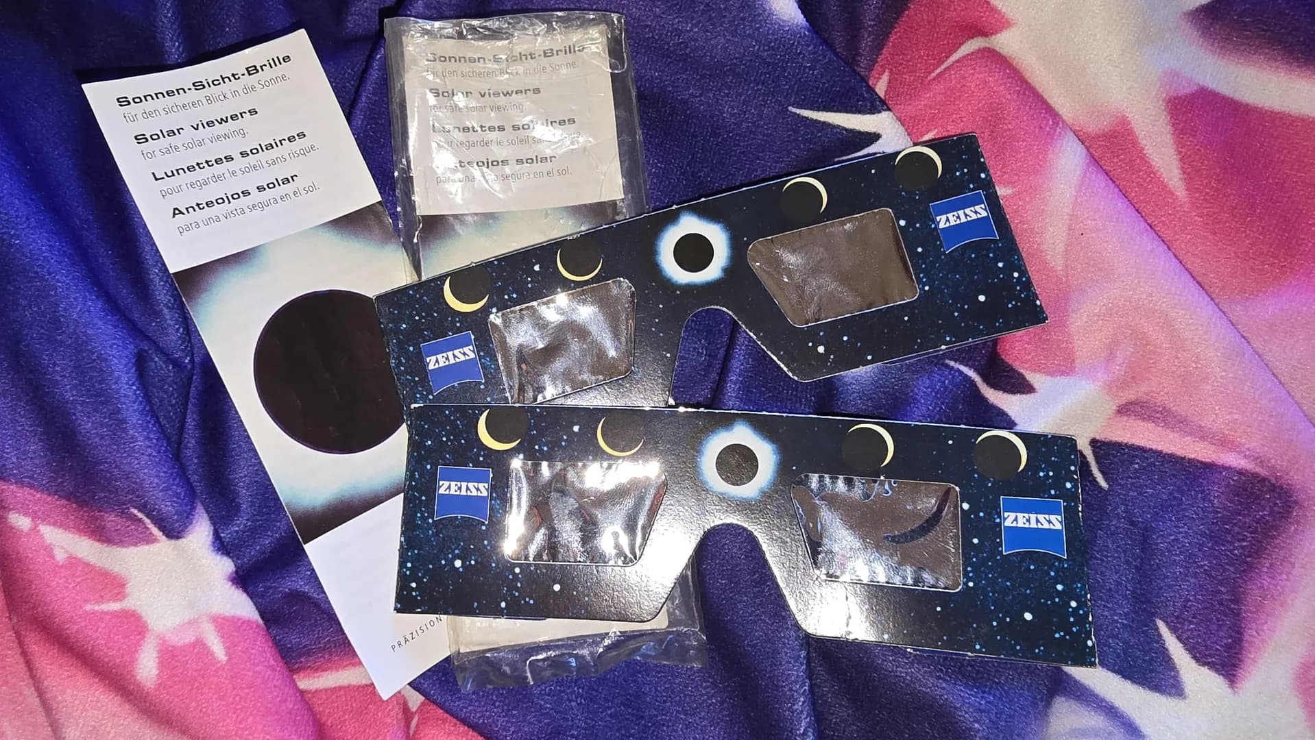 I can finally reuse my solar eclipse goggles from 11.08.1999 😅🤪