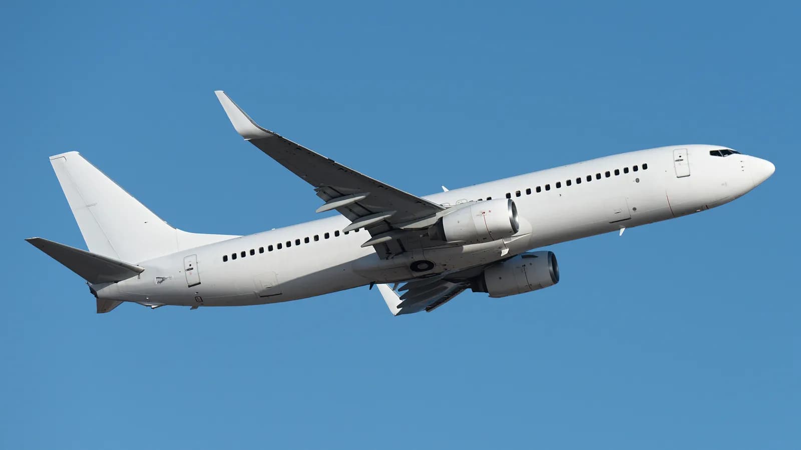 FlightAware dropped its lawsuit against Kalshi after just one day - Engadget