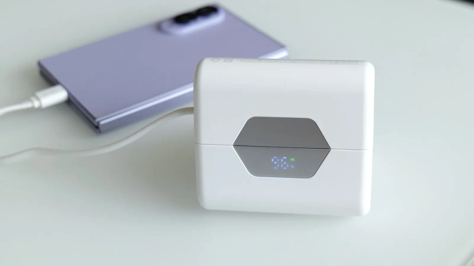 Nimble SharePower review: Two battery packs for the price of one - Engadget