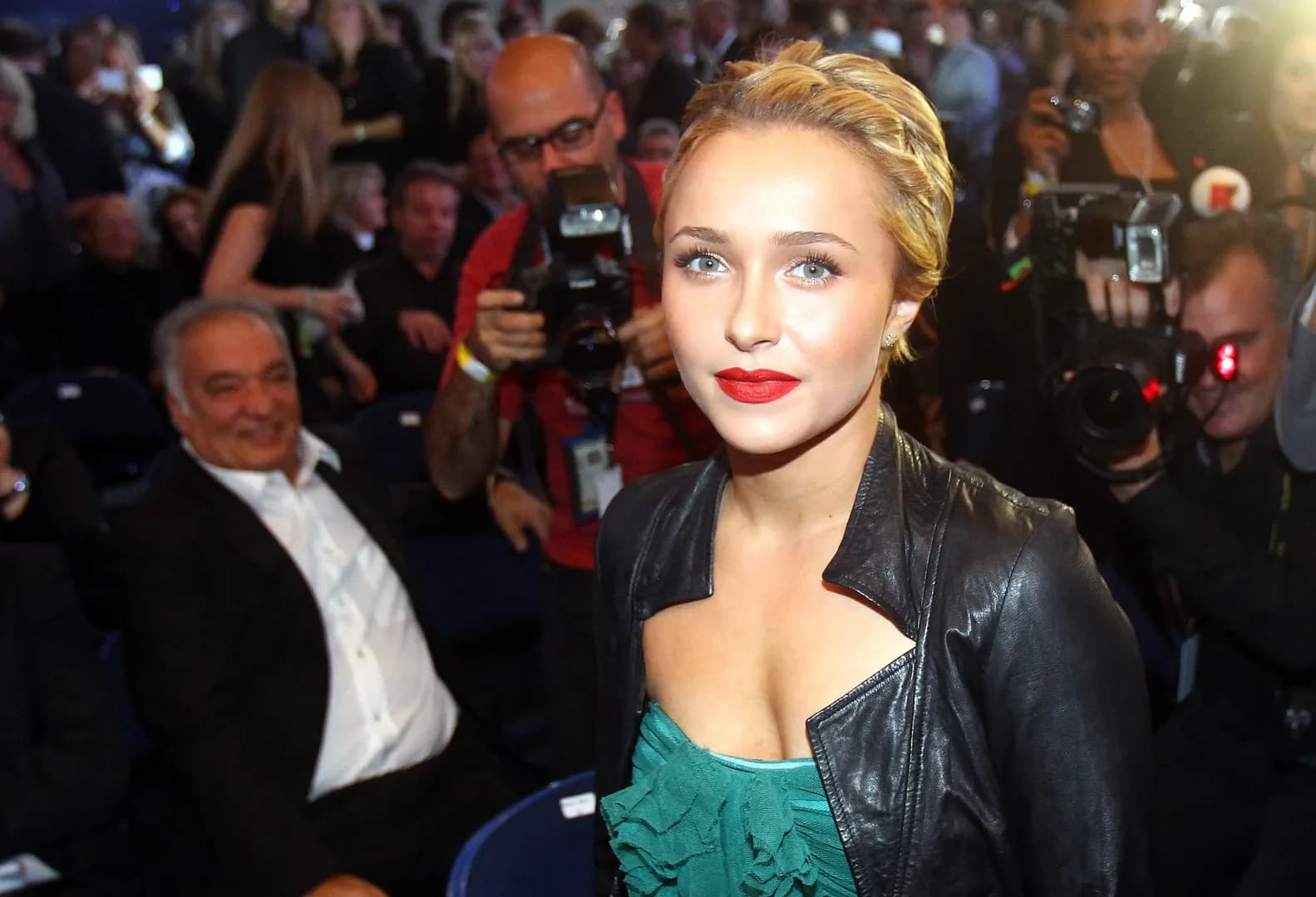 Why are Hayden Panettiere fans turning on Neutrogena?