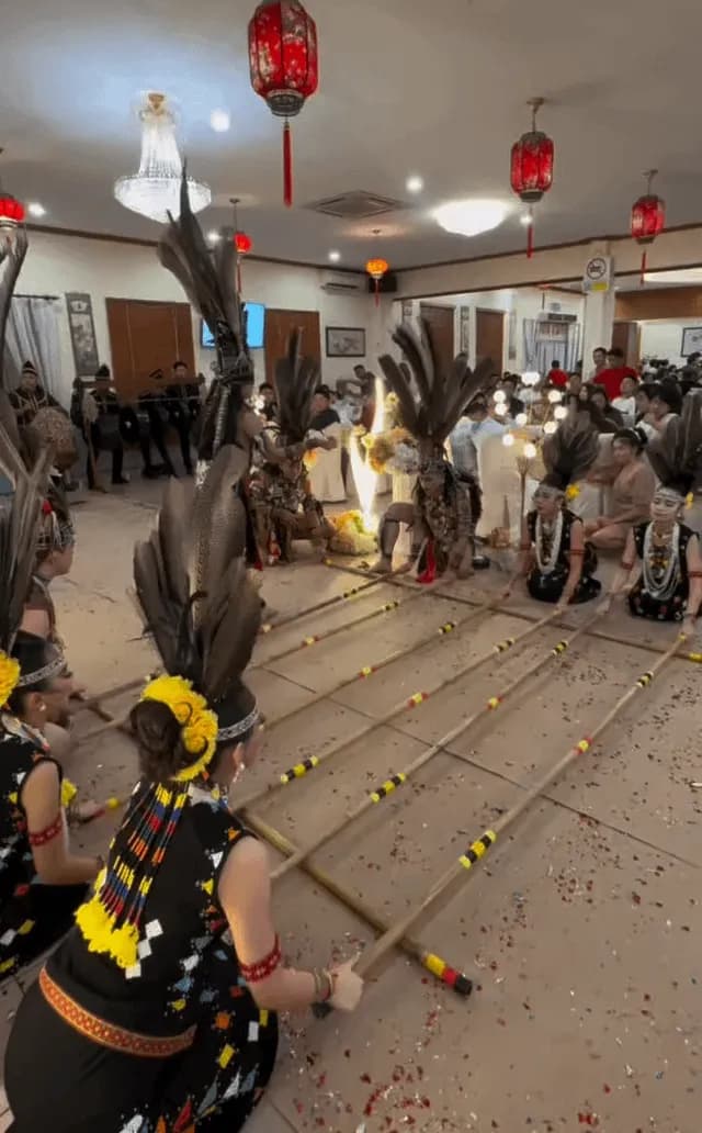Zero visibility. 100% confidence. This is Magunatip, a traditional dance of the Murut people (Malaysia)