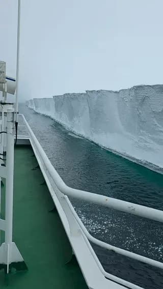 Antartica's Ice wall