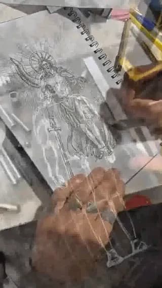 From scrap metal to Archangel Michael โ this welding skill is insane.