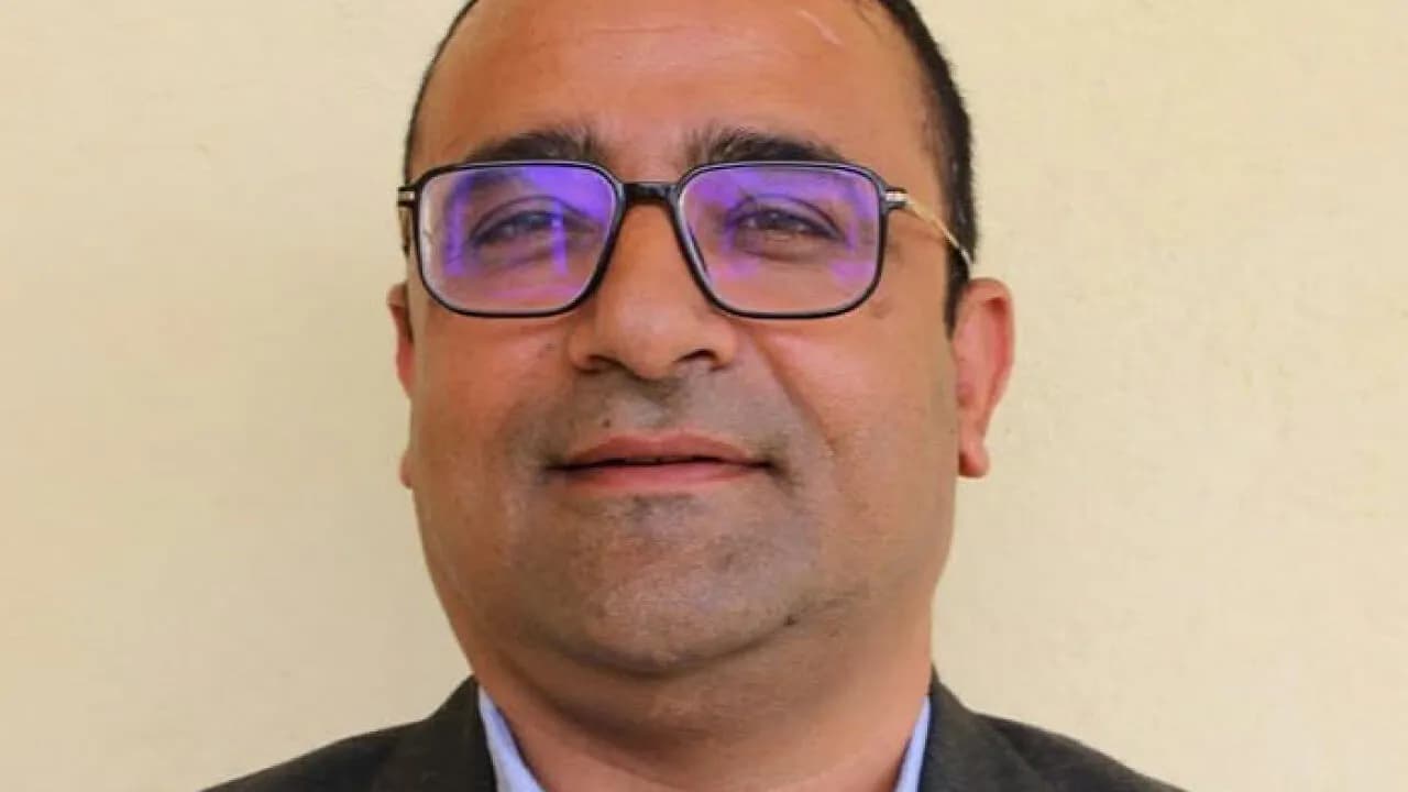 Hero Teacher Saves 1,600 Children From Nepal Floods Moments Before School Is Swept Away