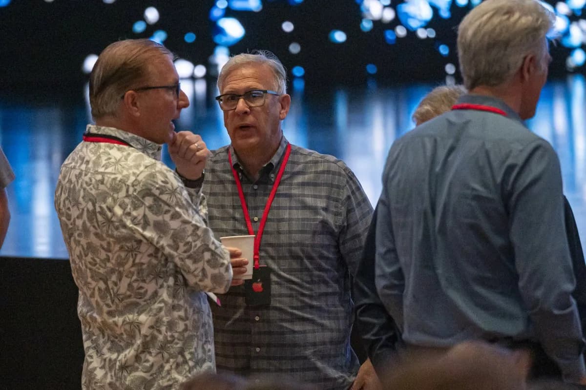 Apple's top App Store exec, Phil Schiller, follows wave of exits as CEO Tim Cook steps down | TechCrunch