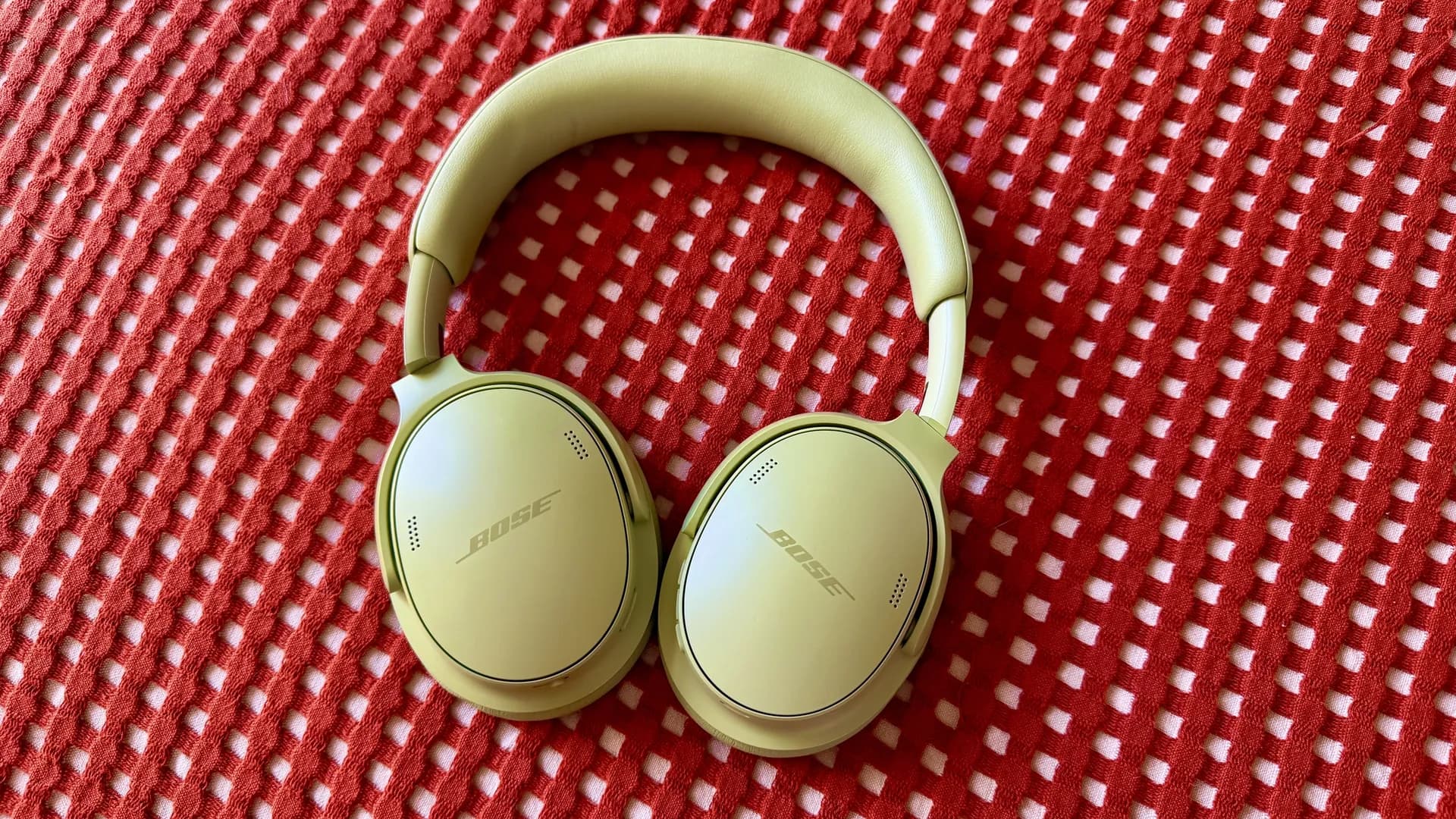 Bose QuietComfort (2nd Gen) review: The best value Bose headphones available