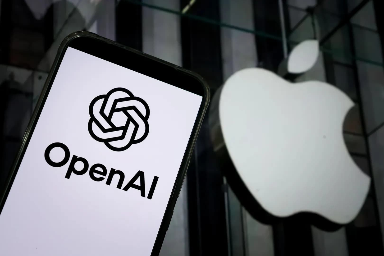 Apple reveals āshocking evidenceā in OpenAI trade secrets lawsuit