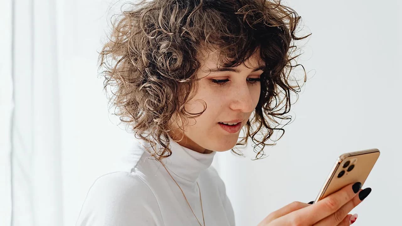 Woman Shares Weird Text She Got Before A Date, People Say It’s A Warning Sign