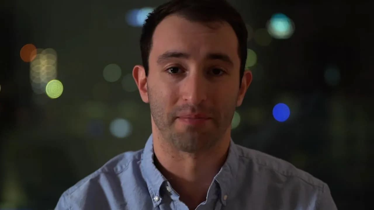 YouTuber Makes Himself Homeless To Prove Anyone Can Make $1M, But His Plan Takes An Unexpected Turn