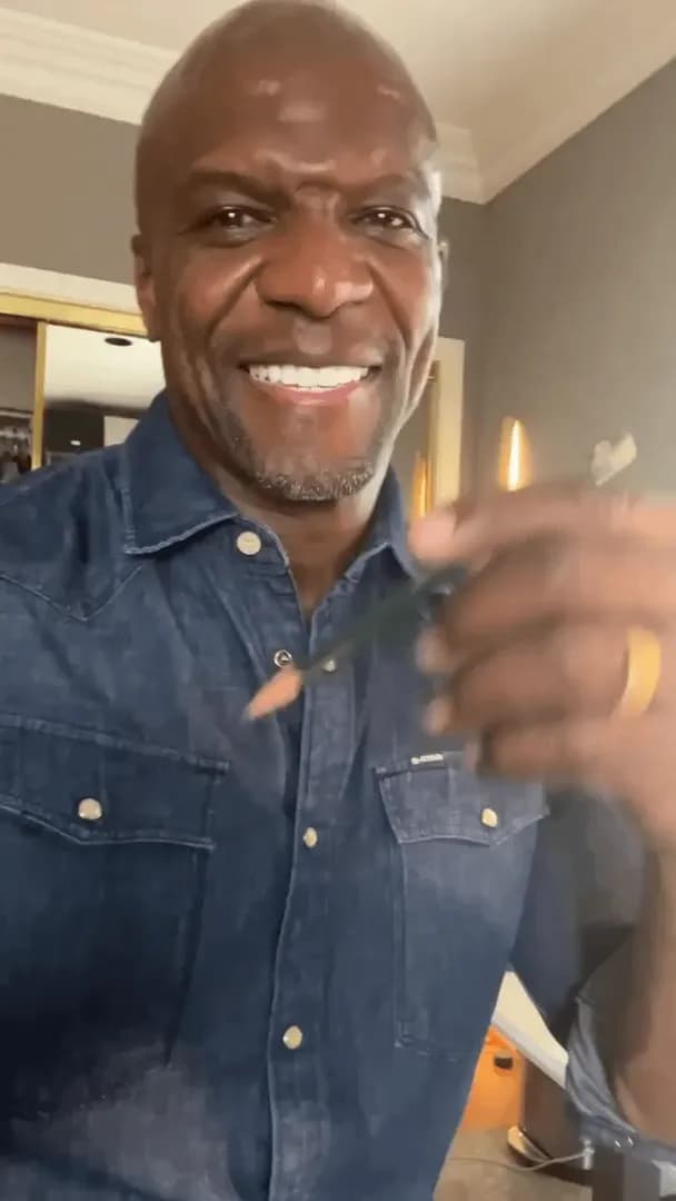 Terry Crews drawing Sofía Vergara