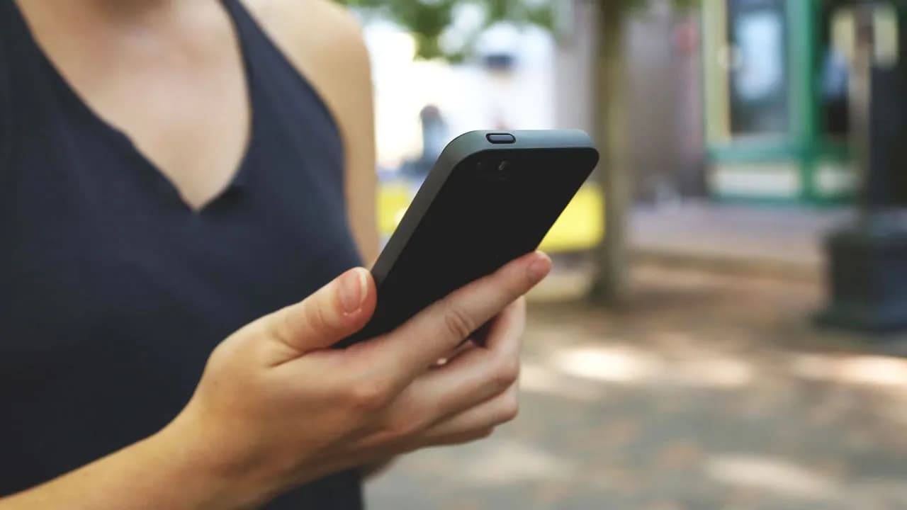 90 Hilarious Texts That Might Make You Cringe Or Cry-Laugh