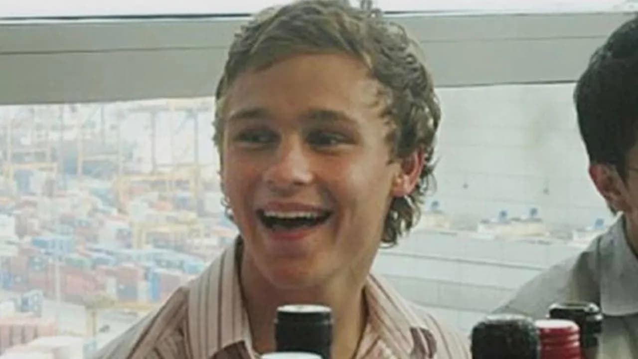 19YO Accepts Friends’ Slug-Eating Dare, Then A Hidden Parasite Causes A Devastating Brain Illness