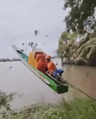 Speedboat deliveries in Vietnam