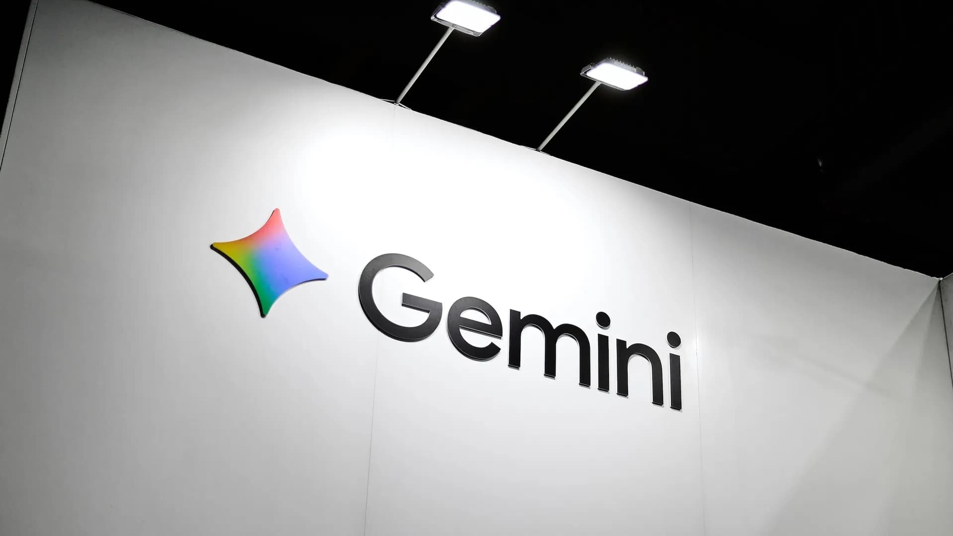 Hallelujah, there's finally a Gemini app for Windows