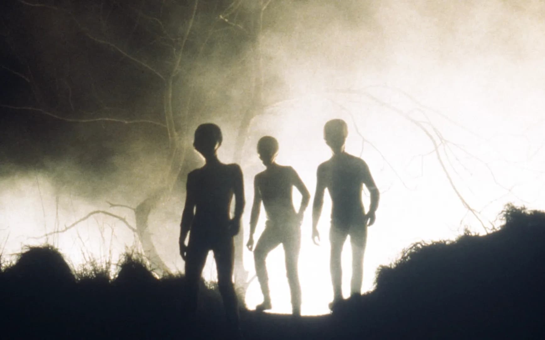 33 Years Later, the Best Sci-Fi Show of the '90s Is Officially Streaming for Free