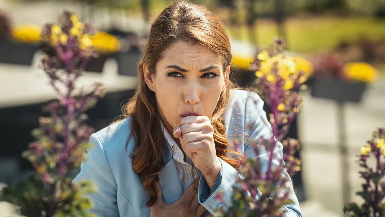 Family Drama Ensues When Sister Who Wonât Keep Boundaries Gets Her Allergy Used Against Her
