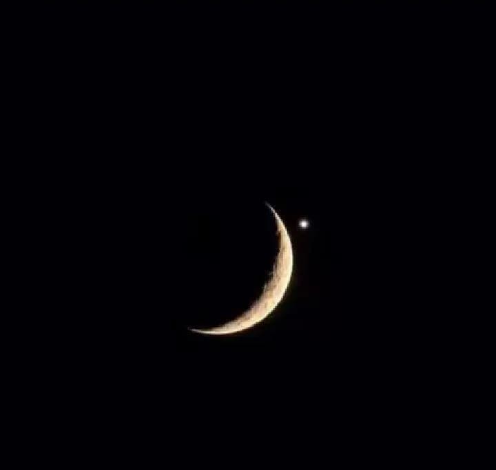 Moon Venus conjunction from today's night sky (image taken by me).