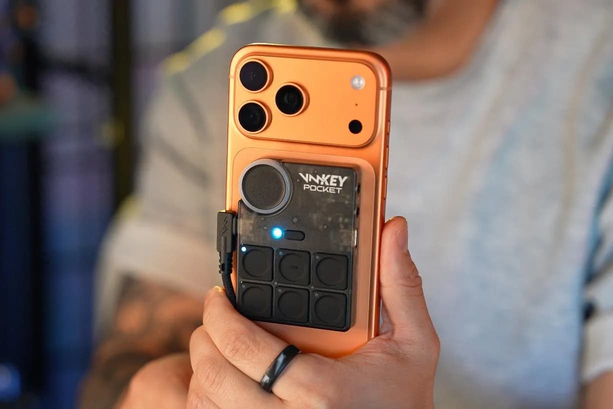 Voicemod’s new pocket-friendly device brings real-time voice changing to your phone
