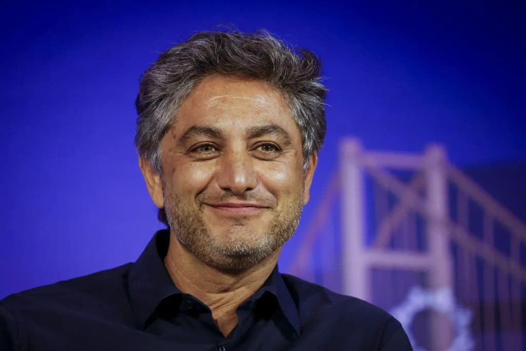 Musk's long-time backer is giving SpaceX stock to its investors | TechCrunch