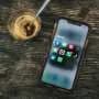 Longitudinal survey finds little evidence that social tech predicts life satisfaction in adults