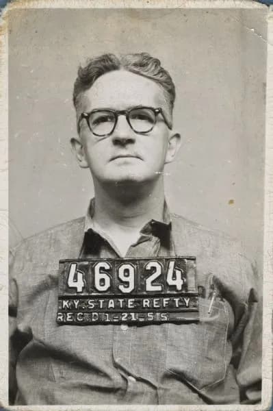 Civilrights Activist Carl Braden sentenced to 15 years in prison after buying a Louisville Home for a Black Veteran and his Family
