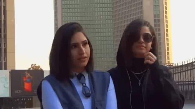 Account balance and average income of young people in Tehran