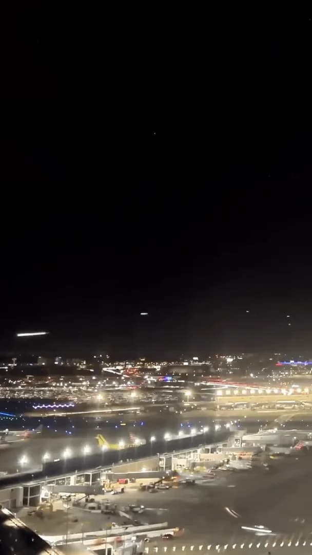 Time lapse of Incoming Flight Traffic at Chicago O’Hare International Airport!